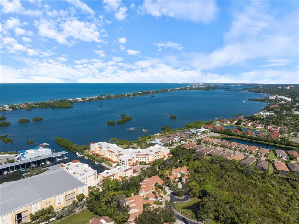 447 Oak Point Road Osprey, FL 34229 - Photo 11 of 99