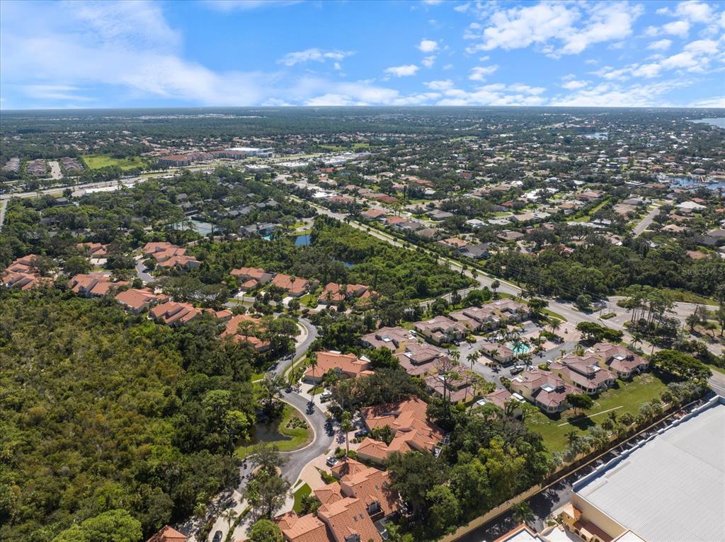 447 Oak Point Road Osprey, FL 34229 - Photo 7 of 99