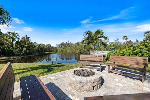 $545,000 | 447 Oak Point Road, Osprey, FL 34229