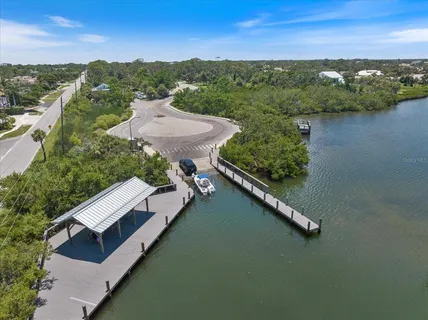 $545,000 | 447 Oak Point Road, Osprey, FL 34229