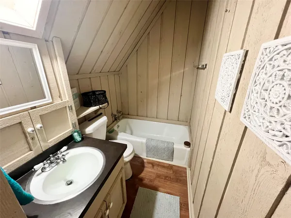 $1,450 | 128 Topspin Circle, Spicewood, TX 78669