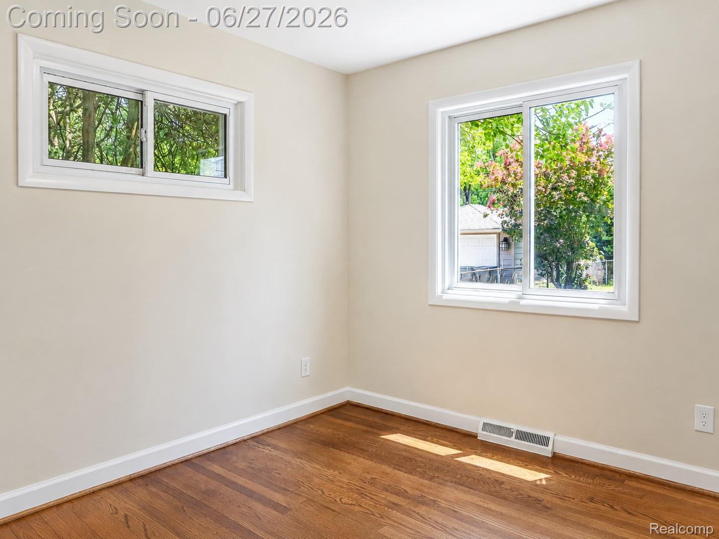 221 Reitman Court Rochester, MI 48307 - Photo 13 of 30 Image 19 - Reitman.jpg
