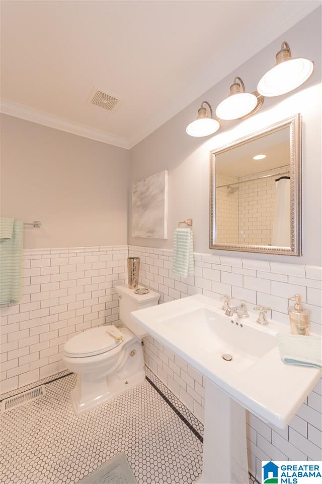 1525 Wellington View Road Birmingham, AL 35209 - Photo 22 of 50