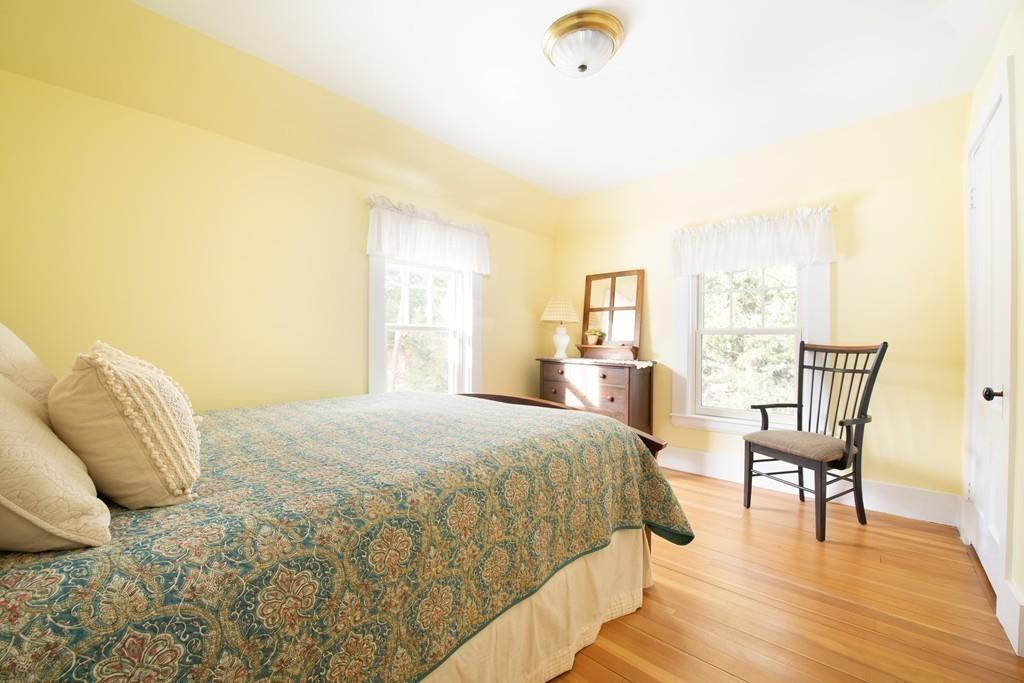 37 Pine Street Dover, MA 02030 - Photo 12 of 21