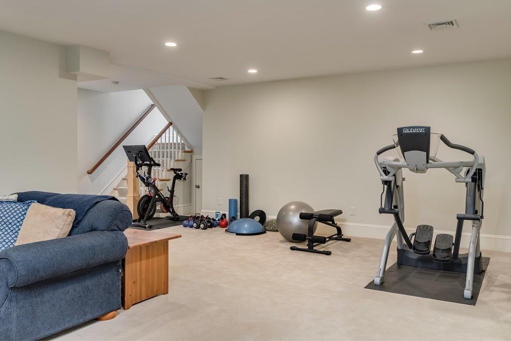 37 Pine Street Dover, MA 02030 - Photo 17 of 21