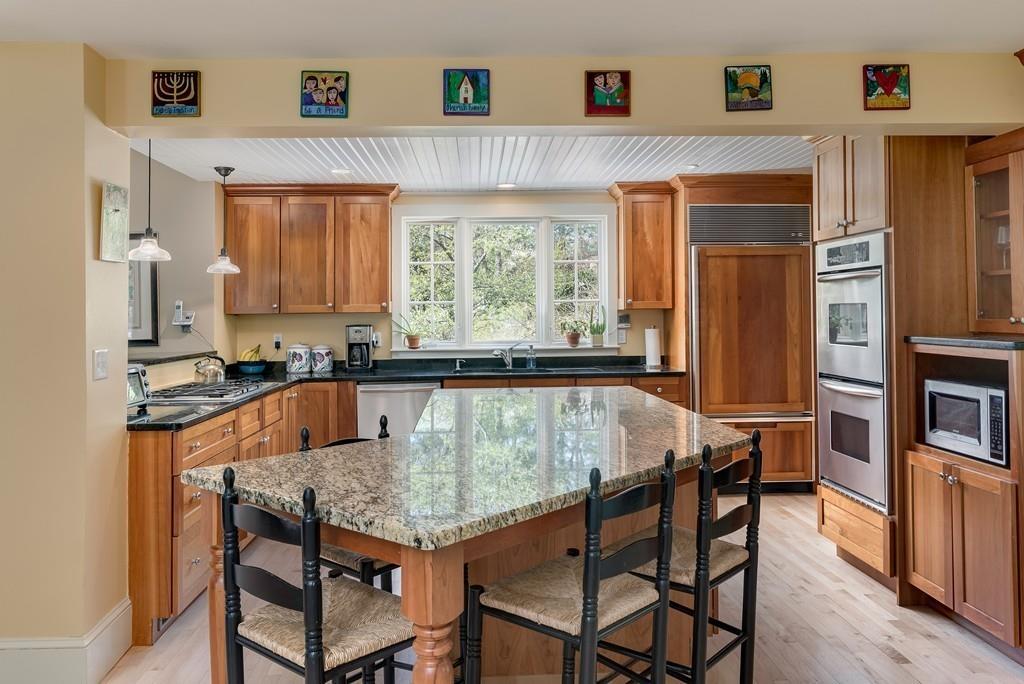 37 Pine Street Dover, MA 02030 - Photo 3 of 21