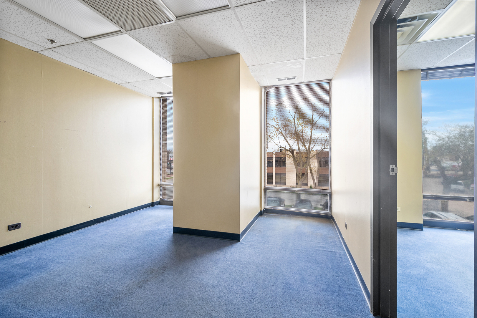 10001 Roosevelt Road Westchester, IL 60154 - Photo 17 of 18
