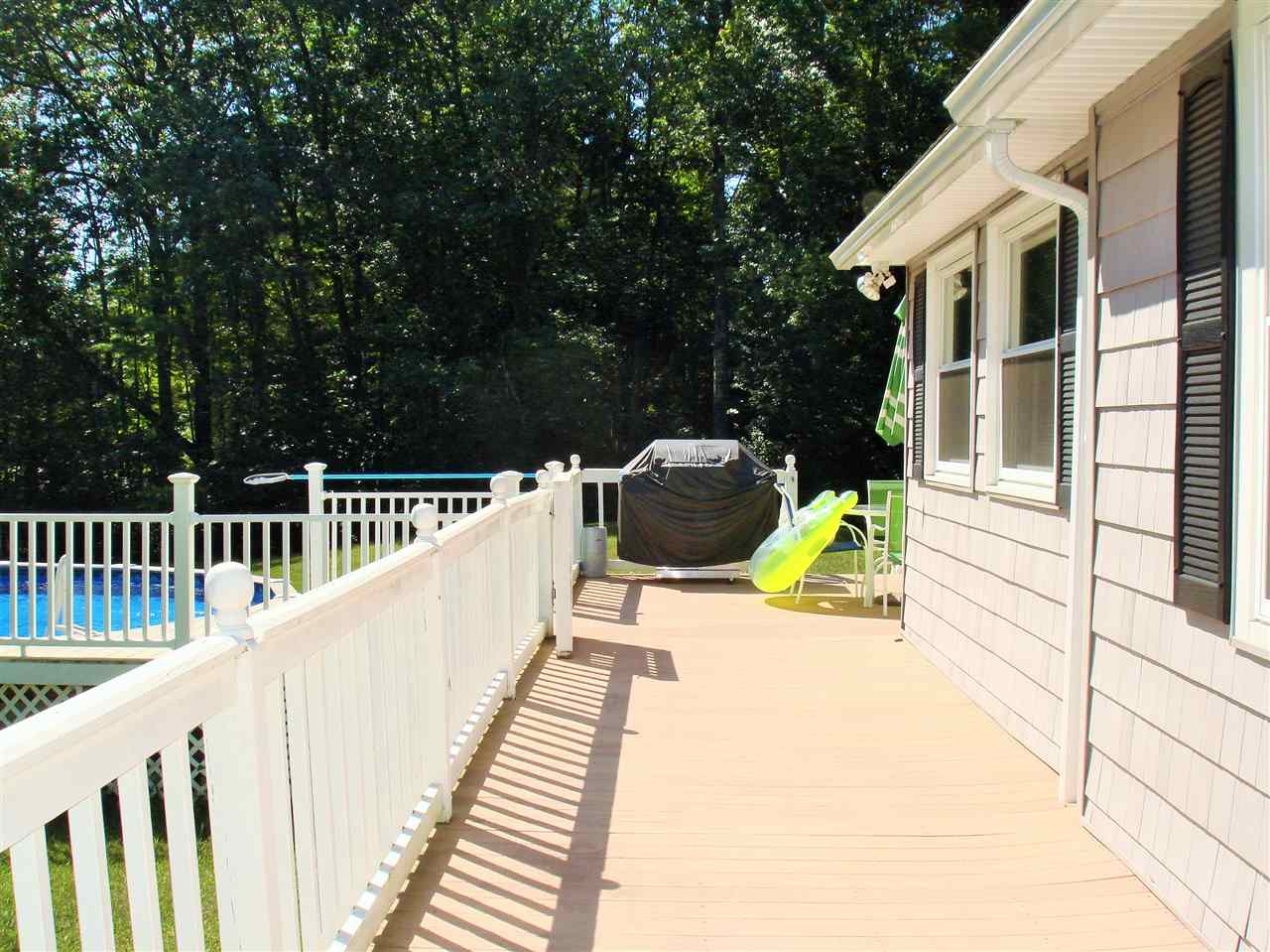 134 Bee Hole Road Loudon, NH 03307 - Photo 4 of 31 Gallery Image 4