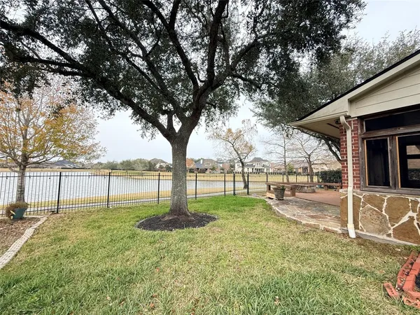$2,980 | 1528 Mesa Verde Drive, League City, TX 77573