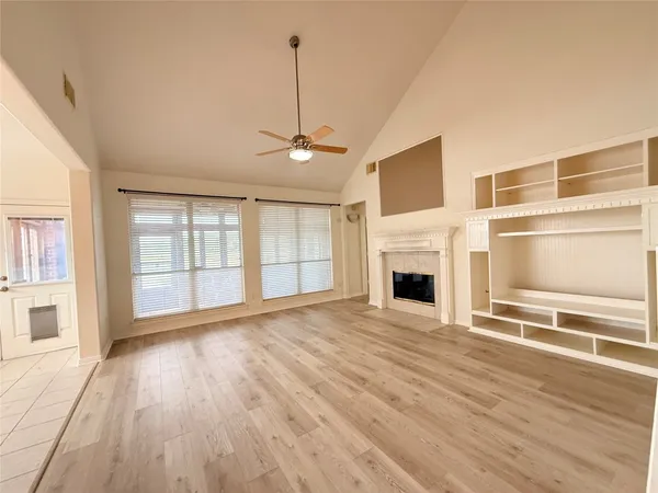 $2,980 | 1528 Mesa Verde Drive, League City, TX 77573