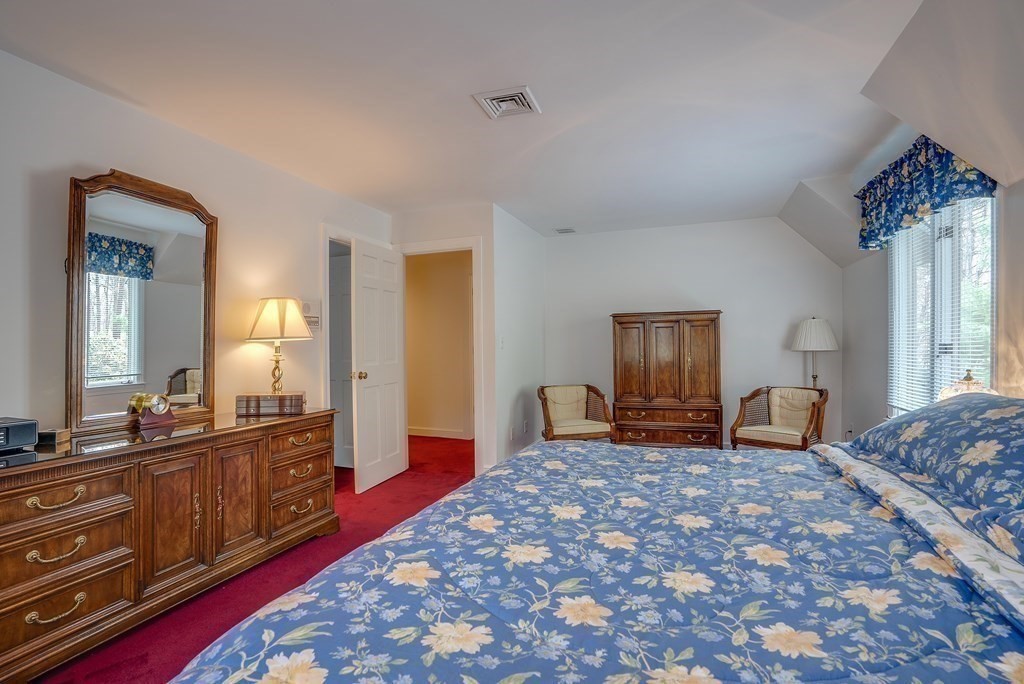 821 Strawberry Hill Road Concord, MA 01742 - Photo 24 of 34