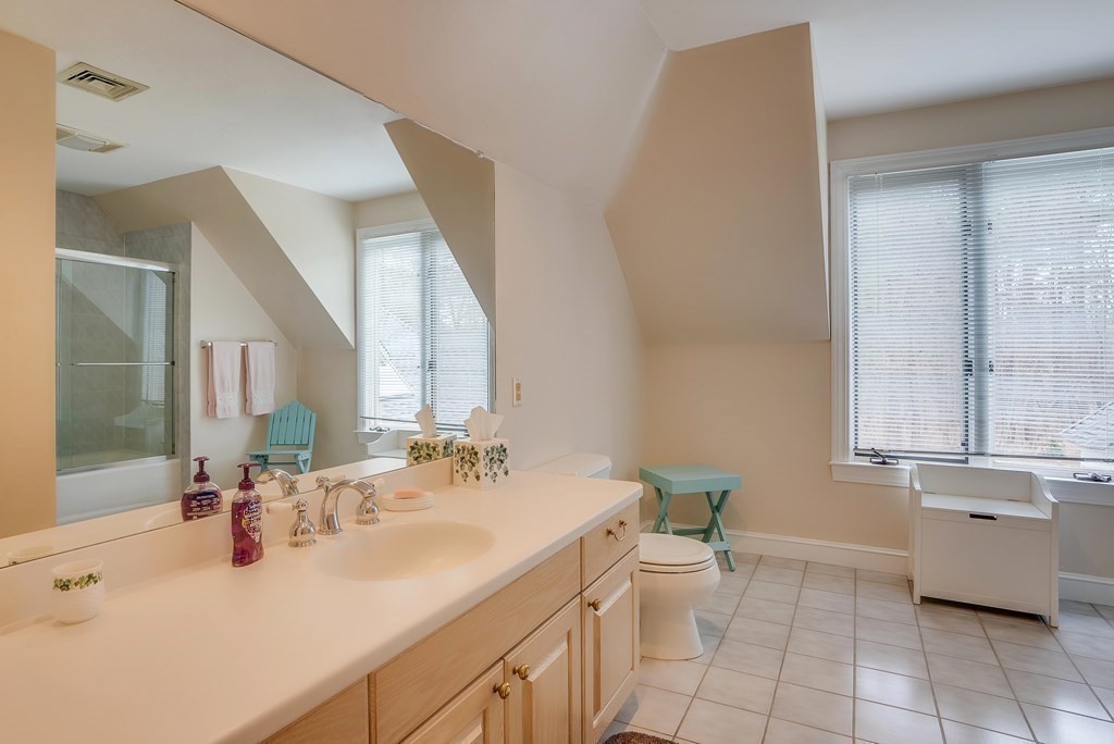 821 Strawberry Hill Road Concord, MA 01742 - Photo 26 of 34