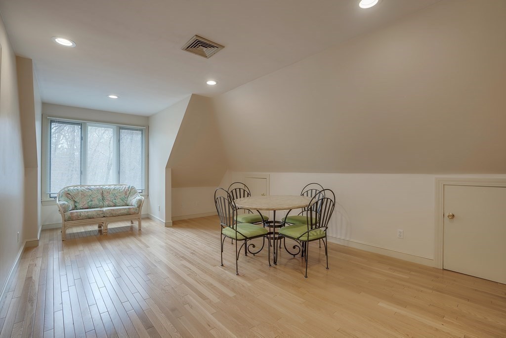 821 Strawberry Hill Road Concord, MA 01742 - Photo 31 of 34