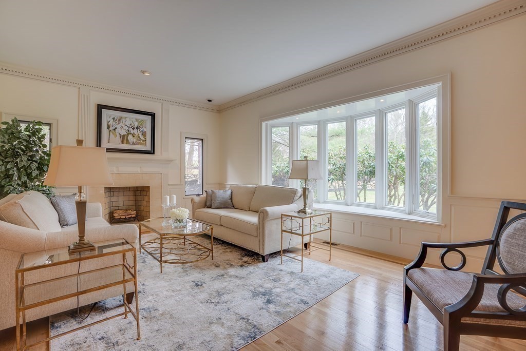 821 Strawberry Hill Road Concord, MA 01742 - Photo 6 of 34