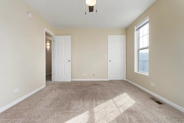 $242,900 | 653 Serendipity Drive, Aurora, IL 60504