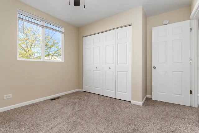 $242,900 | 653 Serendipity Drive, Aurora, IL 60504