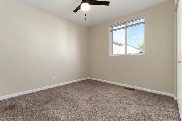 $242,900 | 653 Serendipity Drive, Aurora, IL 60504