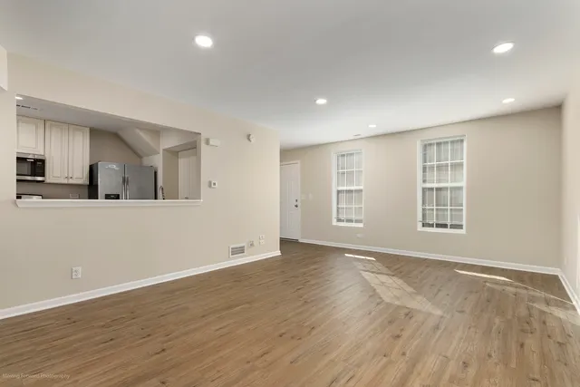 $242,900 | 653 Serendipity Drive, Aurora, IL 60504