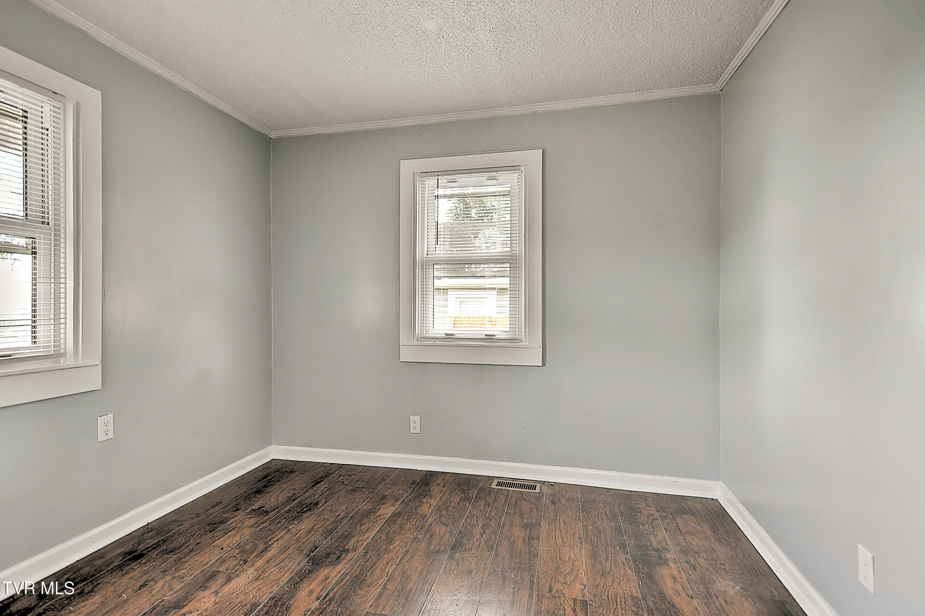 1208 Riverside Avenue, Unit 2 Kingsport, TN 37660 - Photo 14 of 28 1208 Riverside HB-13