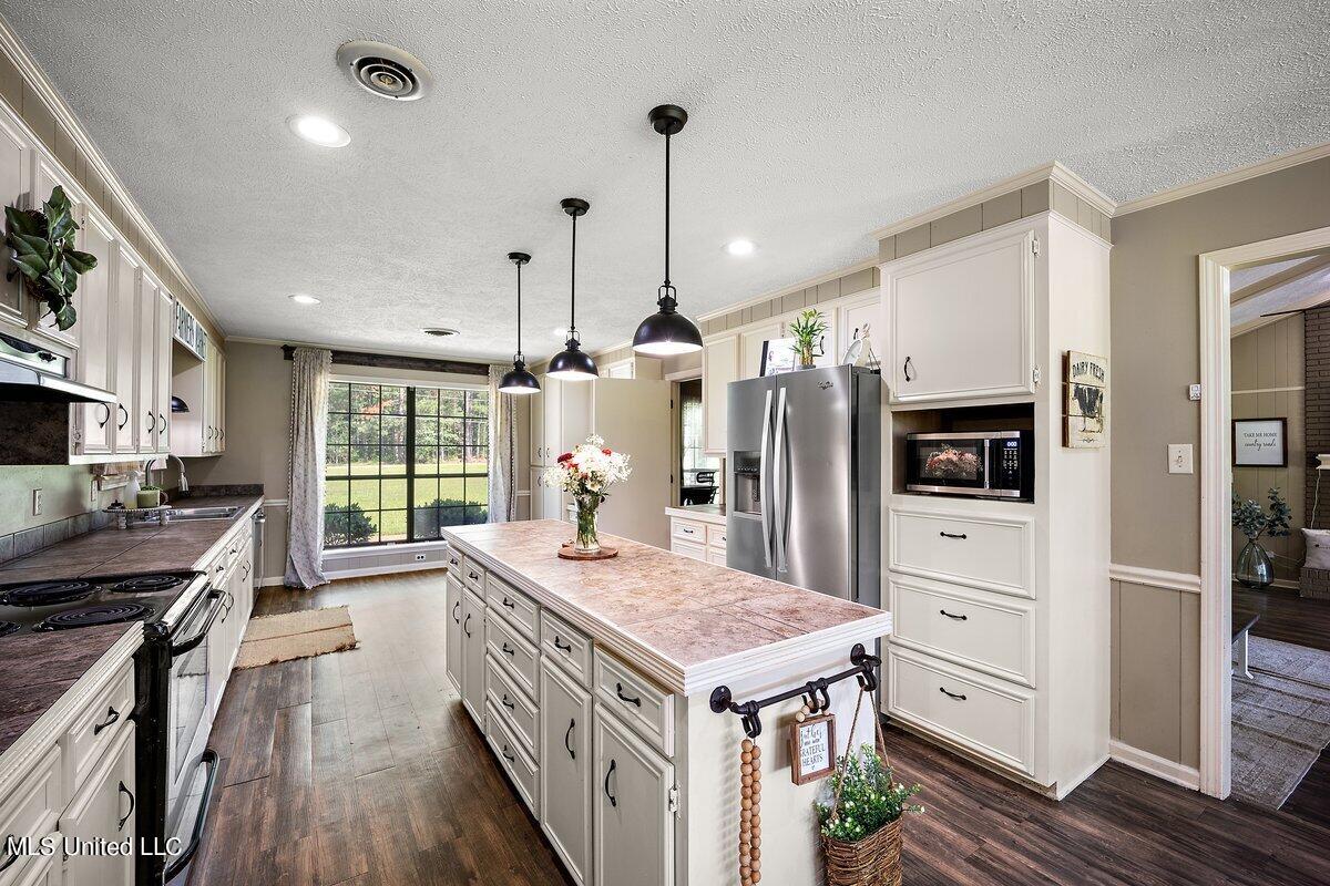213 Springwood Drive Terry, MS 39170 - Photo 14 of 34 HTP_9257
