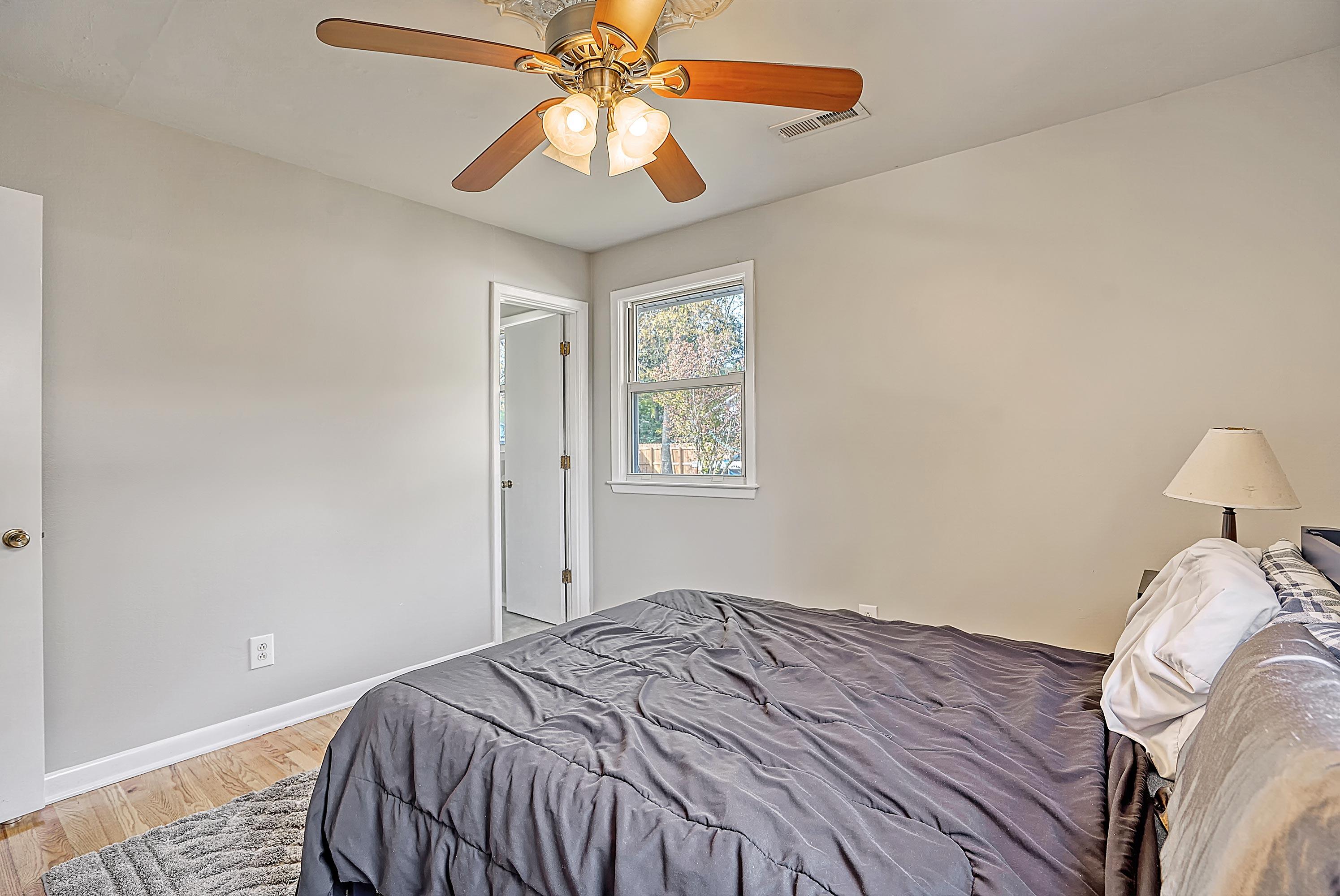1349 Ashley Hall Road Charleston, SC 29407 - Photo 11 of 39 CREM_1349 Ashley Hall_003