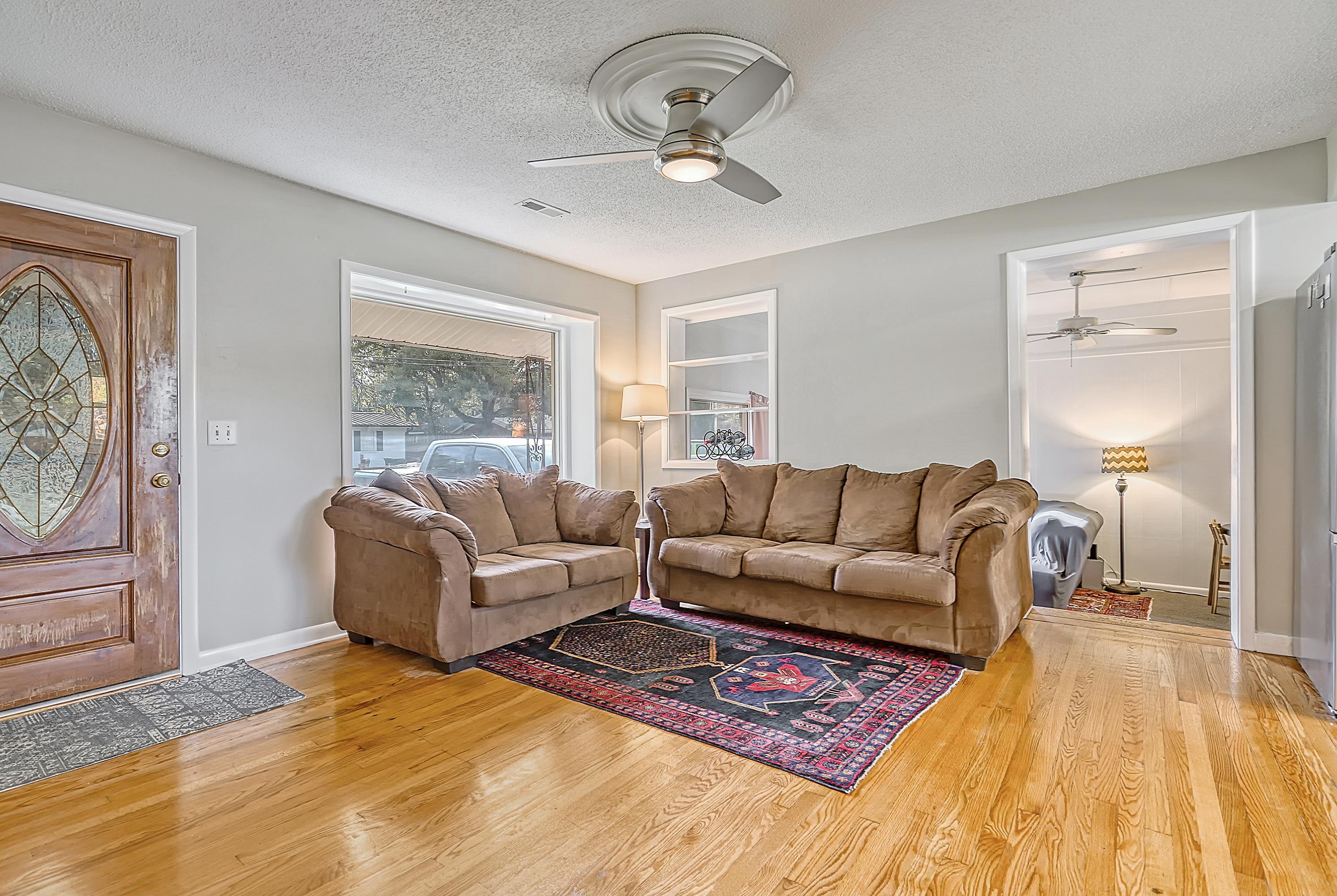 1349 Ashley Hall Road Charleston, SC 29407 - Photo 5 of 39 CREM_1349 Ashley Hall_017