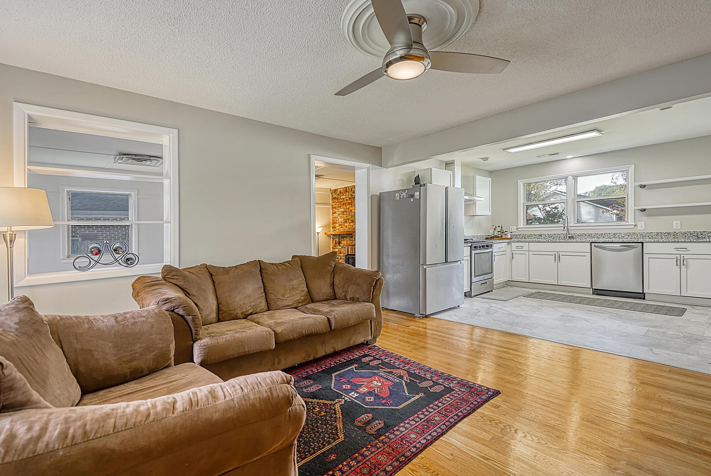 1349 Ashley Hall Road Charleston, SC 29407 - Photo 6 of 39 CREM_1349 Ashley Hall_018