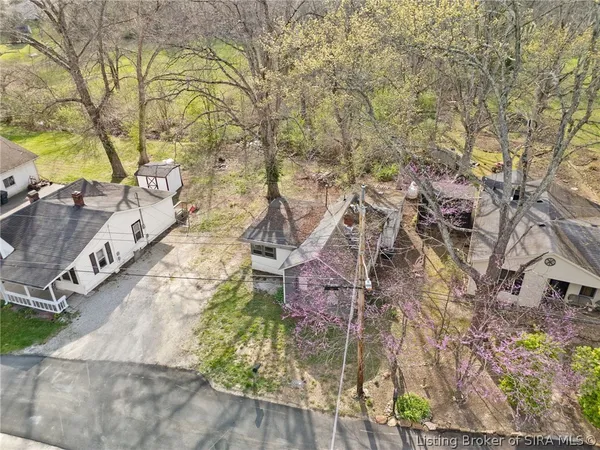 $120,000 | 535 Eagle Lane, New Albany, IN 47150