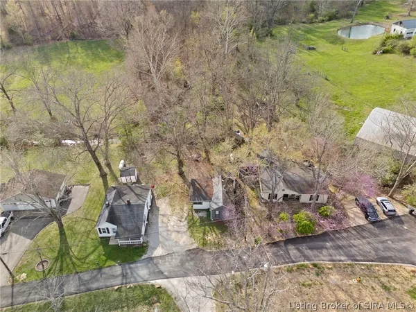$120,000 | 535 Eagle Lane, New Albany, IN 47150