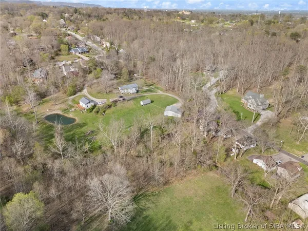 $120,000 | 535 Eagle Lane, New Albany, IN 47150