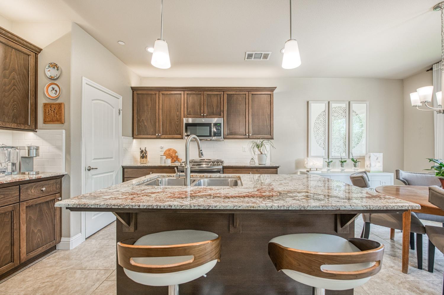 3479 Park Avenue Clovis, CA 93611 - Photo 15 of 27