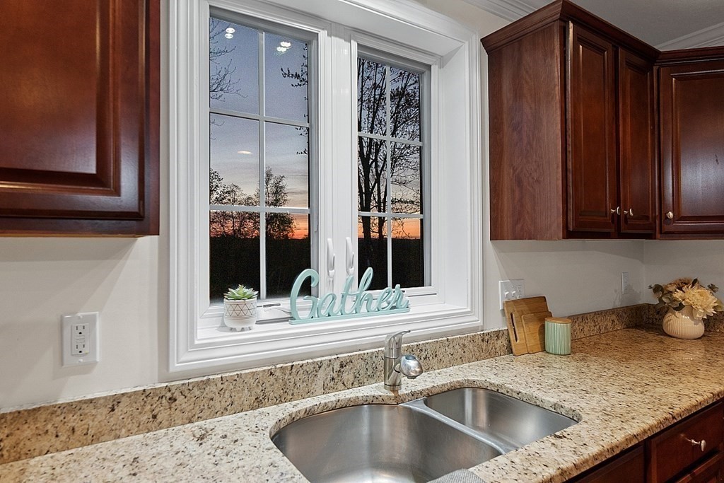 176 North End Road Townsend, MA 01469 - Photo 21 of 40