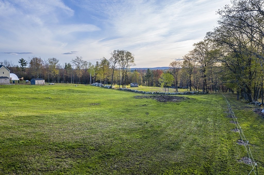 176 North End Road Townsend, MA 01469 - Photo 33 of 40