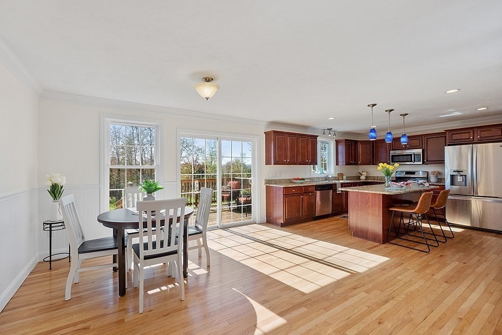 176 North End Road Townsend, MA 01469 - Photo 9 of 40