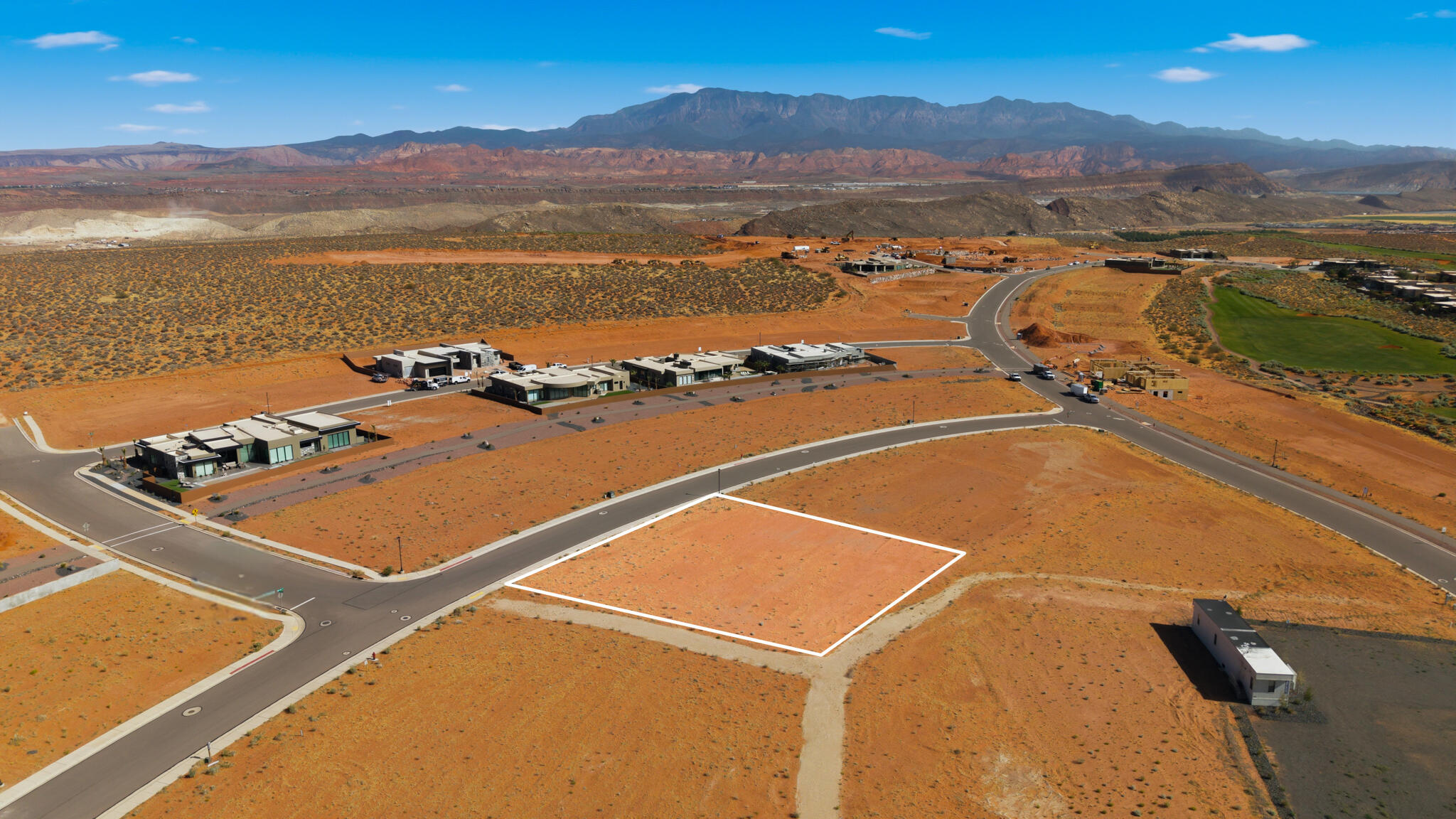 3265 South Guide Star Way, Unit 37 Hurricane, UT 84737 - Photo 2 of 17 60e85109-55fd-466d-9b7b-fad1be578aa4