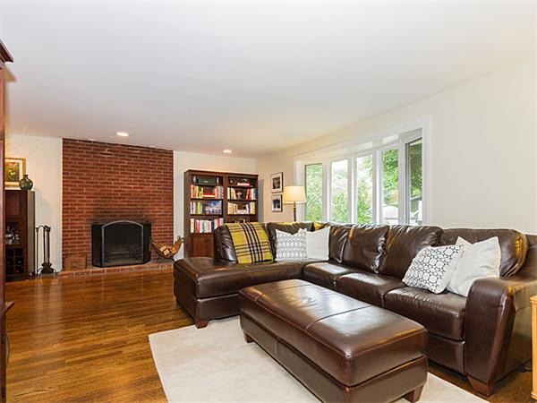 181 Moss Hill Road Boston, MA 02130 - Photo 11 of 29