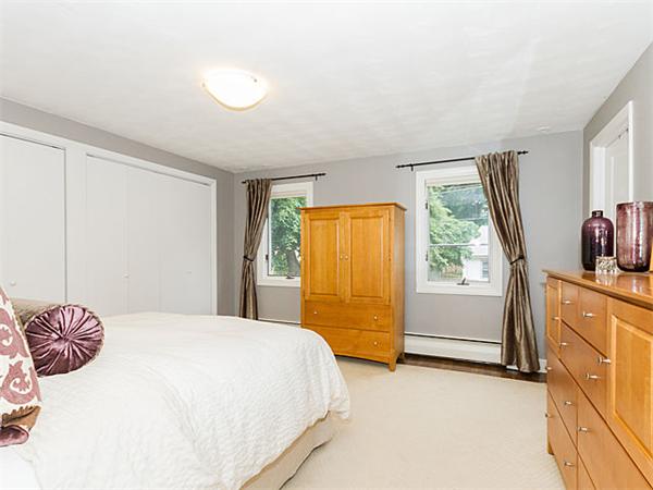 181 Moss Hill Road Boston, MA 02130 - Photo 3 of 29