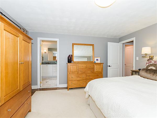 181 Moss Hill Road Boston, MA 02130 - Photo 5 of 29