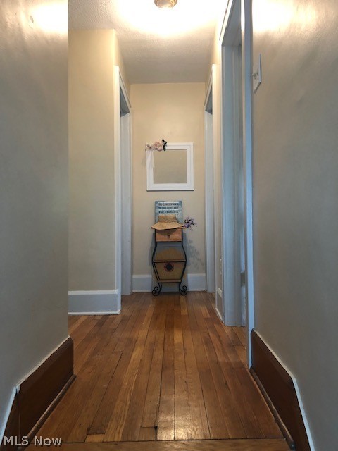 1122 Monument Road Northwest Canton, OH 44703 - Photo 12 of 24