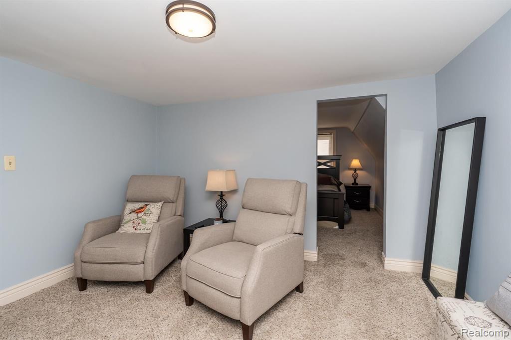 2341 West Auburn Road Rochester Hills, MI 48309 - Photo 23 of 57