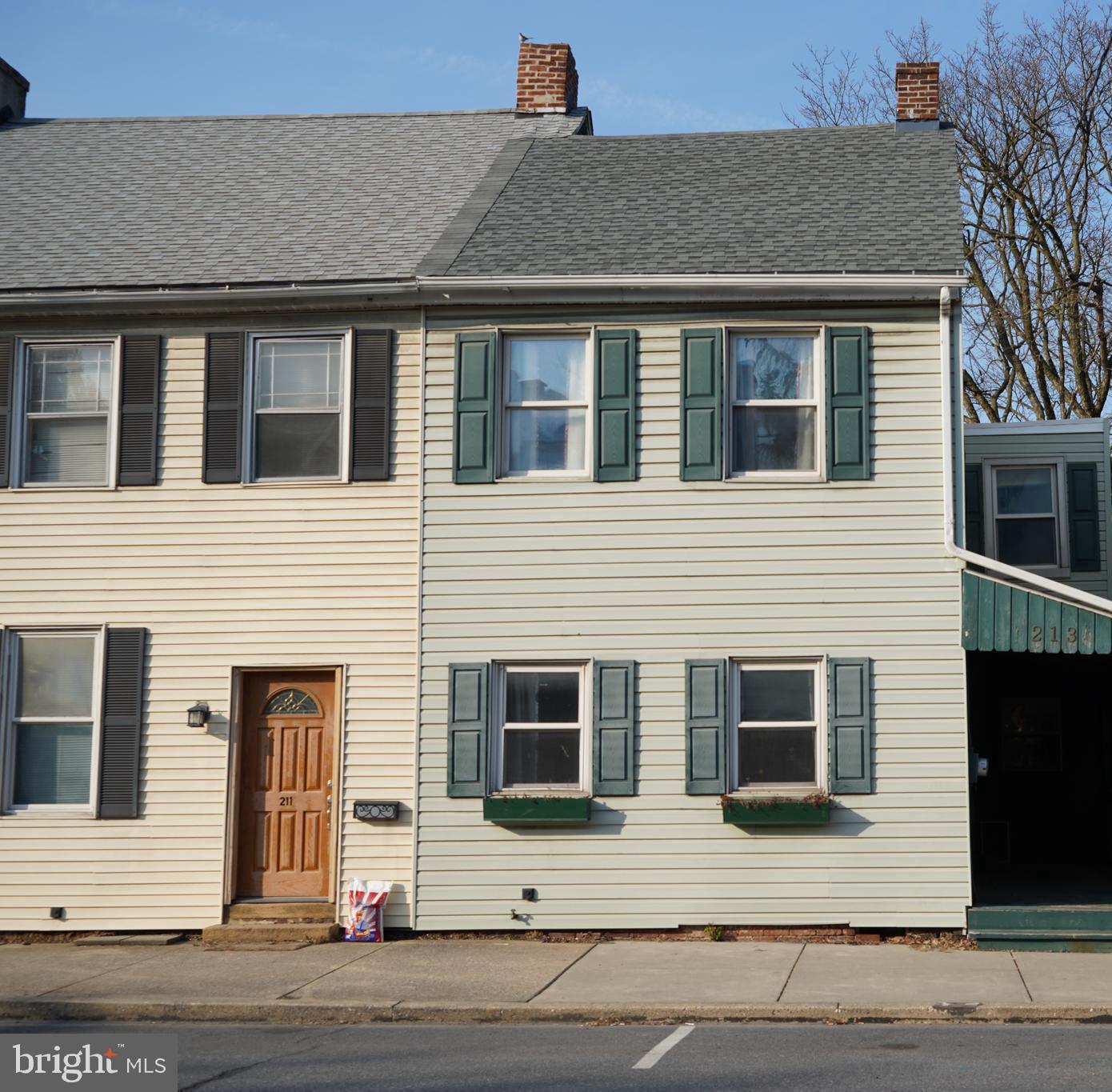 213 East Main Street Mount Joy, PA 17552 - Photo 1 of 40