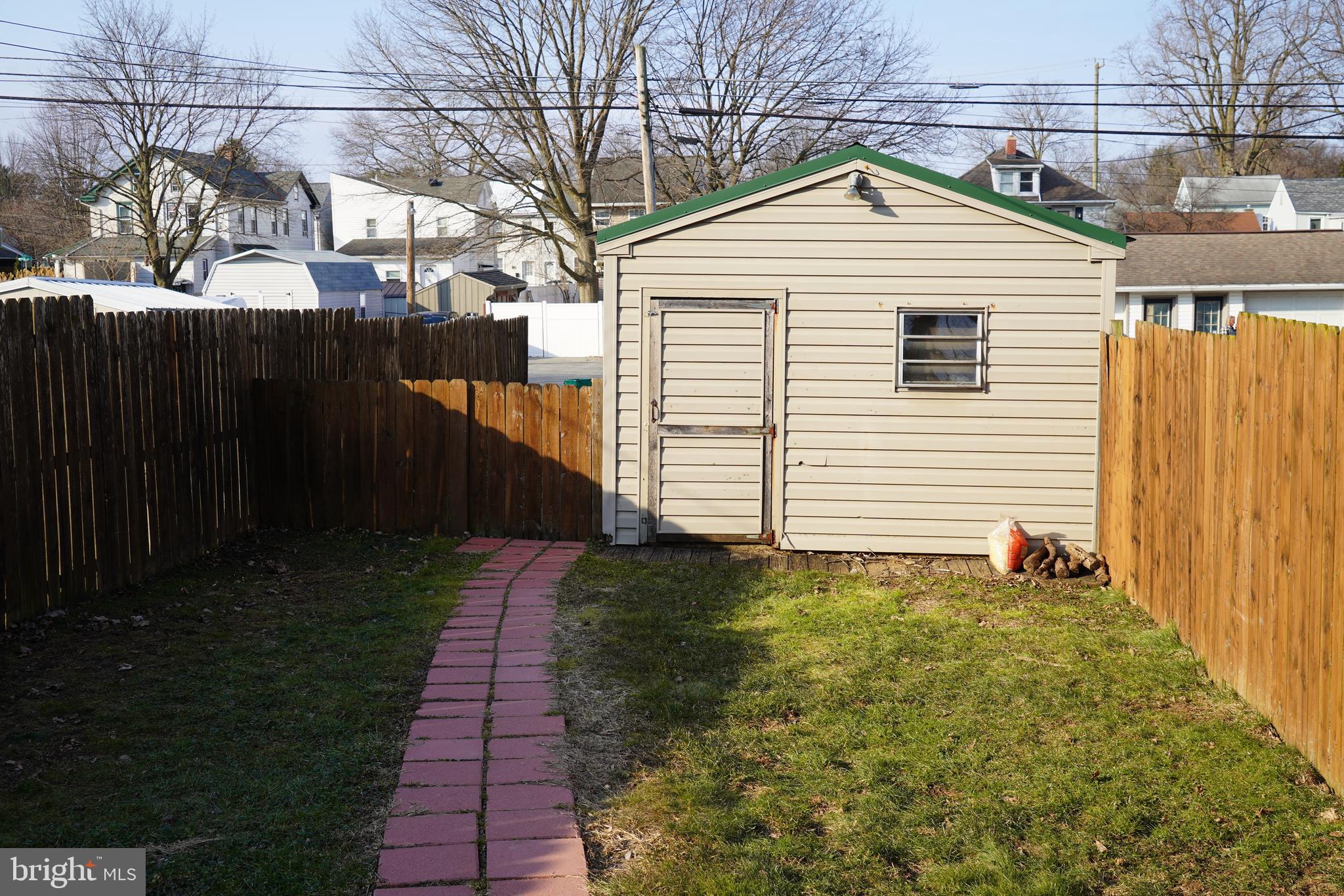 213 East Main Street Mount Joy, PA 17552 - Photo 16 of 40