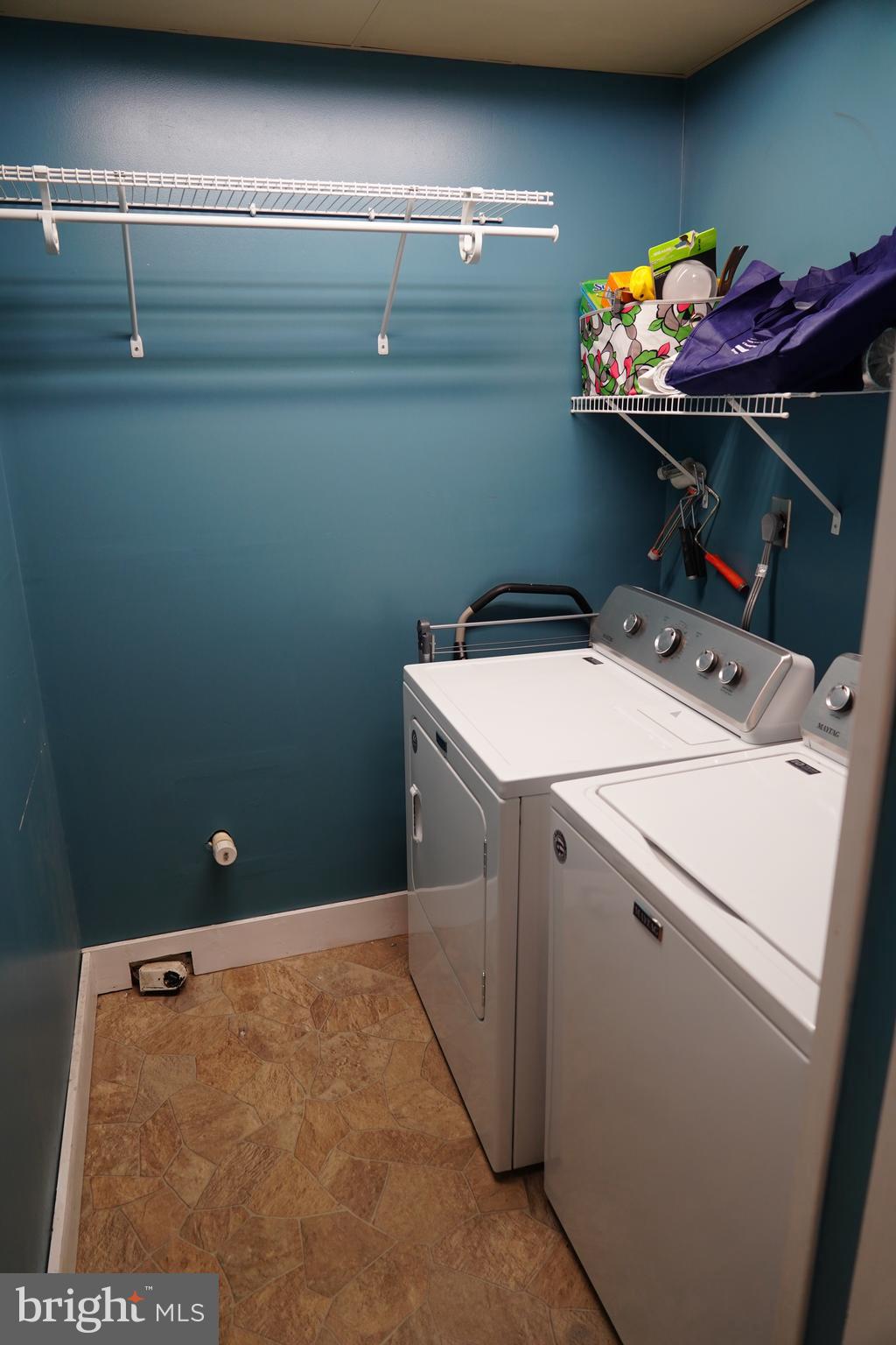 213 East Main Street Mount Joy, PA 17552 - Photo 8 of 40