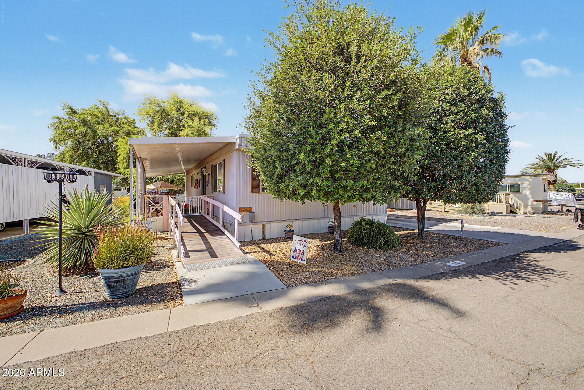 201 South Greenfield Road, Unit 60 Mesa, AZ 85206 - Photo 29 of 32 3 - Greendfield