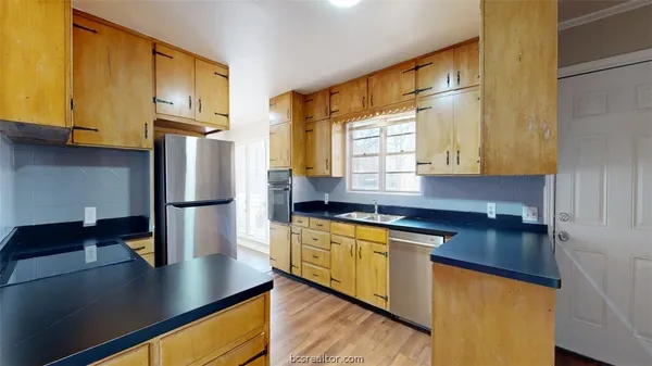 $2,500 | 506 Clay Street, Bryan, TX 77801