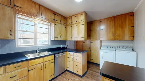 $2,500 | 506 Clay Street, Bryan, TX 77801