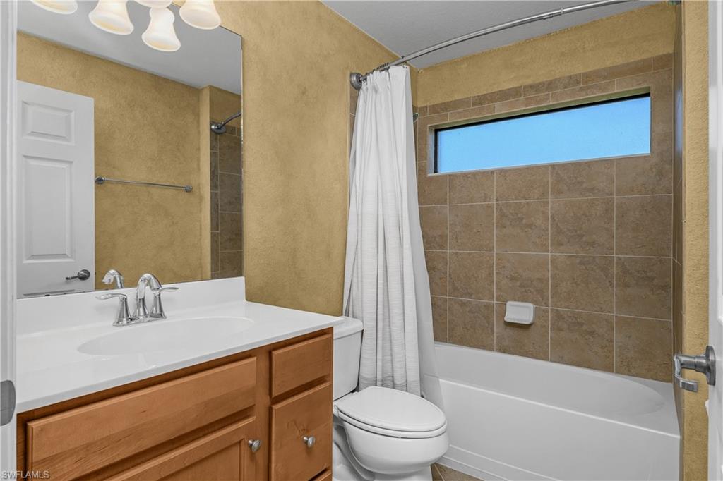 9509 Avellino Way, Unit 1821 Naples, FL 34113 - Photo 29 of 50 Full Bathroom