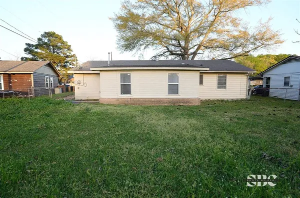 $1,175 | 7504 West Canal Boulevard, Shreveport, LA 71108
