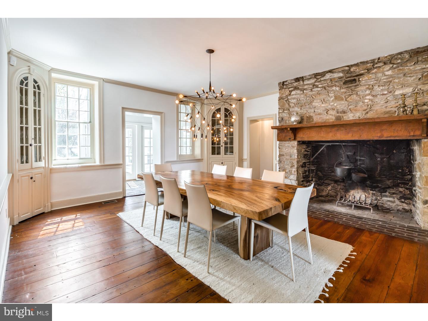 525 River Road Yardley, PA 19067 - Photo 11 of 25 Dining Room