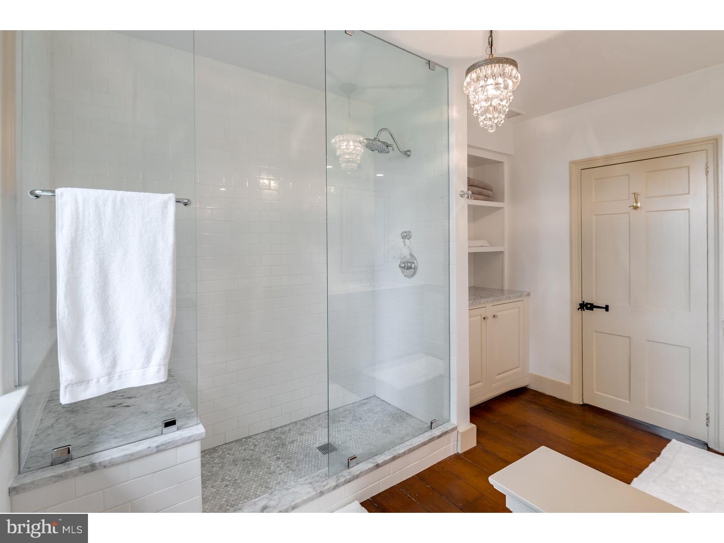 525 River Road Yardley, PA 19067 - Photo 17 of 25 Master Bathroom